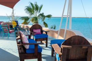 Casa Kootenay Waterfront Bnb