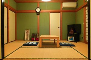 Aoshima Guesthouse Hooju