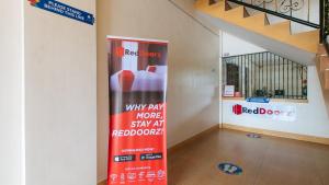 RedDoorz @ Golden Skye Hotel Guagua