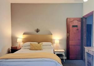 Porcupine Hills Olive and Guest Farm