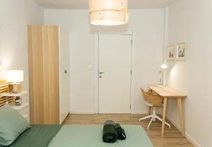 Stylish 1BD Apartment with a Nice Cozy Balcony