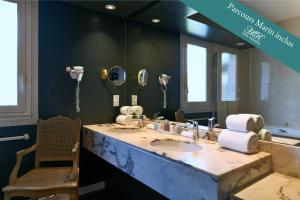 Hotels HR Hotel-Restaurant & Spa Marin : photos des chambres