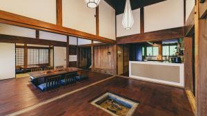 Kominakayado LOOF Seinoie