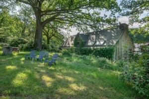 Maisons de vacances Gite typique pour 6 a Rochefort-en-terre : photos des chambres