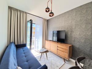 Live & Travel Apartments Aura III