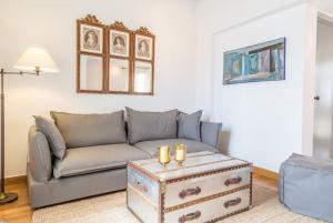 Athenian Villa Beneath the Acropolis