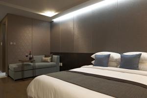 Phòng Loại Sang Giường Đôi (Deluxe Double Room)