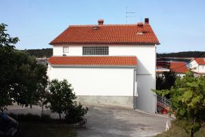 Apartments with a parking space Palit, Rab - 2009 