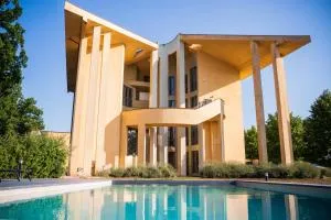 Le Colonne - La Volla