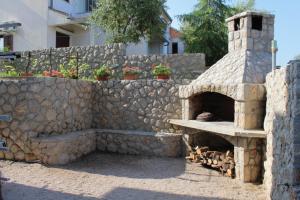 Apartment Njivice 5458e