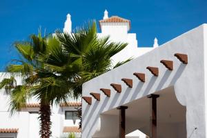 Luxury apartment in Golf Hills, Estepona.