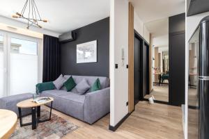 Solaris Park Apartment Tauron Arena by Renters Prestige