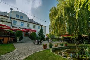 Hotel Biały Domek