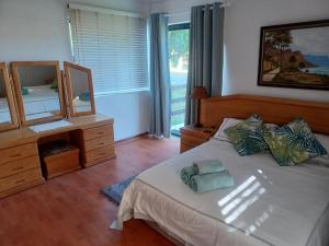 4 On Hoffman Seaview