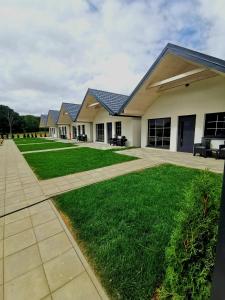 Domki Portowe całoroczne domki letniskowe JACUZZI BAWIALNIA PLAC ZABAW