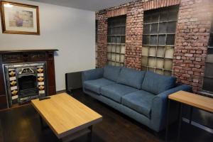 Homely 1 Bedroom Retreat in South Yarra with Balcony