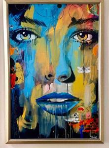 LICENSED ,JAZZY TOP CLASS 3 BEDROOMS HOMES 100Mb Wi-Fi