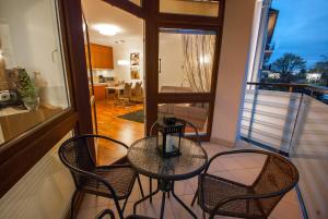 Apartamenty na Wyspie Villa Mistral Apartamenty z sypialnią i parkingiem