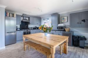 Lodge 27 - Resort & Spa - Parking - Private Hot Tub