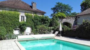 B&B / Chambres d'hotes La Maisou-Pastel et Fleur : Chambre Double avec Salle de Bains Privative