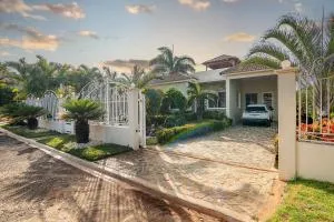 4 bedroom House carretara haciendo el choco - Ла-Мулата