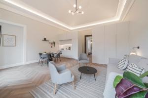 FAA Belas Artes by An Island Apart