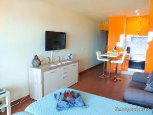 Sea View Playa Arena by HelloApartments