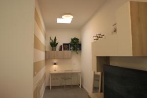 Magnolia Lake Como city center Free Parking