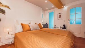 Villa Herkules - privates Apartment am Waldrand mit Smart TV und kostenlosen Parkplätzen