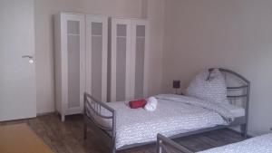Three-Bedroom Apartment room in Ruhrzimmer