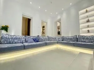 Narkissos, 19th Century Cycladic Stone House - Analipsi