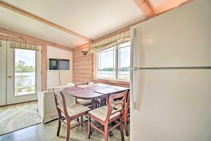 Rock River Access! Peaceful Horicon Studio