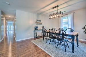 Idyllic Pasadena Retreat with Garden and Hot Tub!