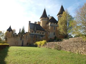 Maisons de vacances Cozy Cottage in Aquitaine with Private Swimming Pool : photos des chambres