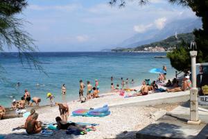 Apartments by the sea Podgora, Makarska - 4782 