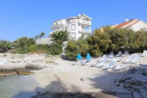 Seaside apartments with a swimming pool Zecevo Rtic, Rogoznica - 11869