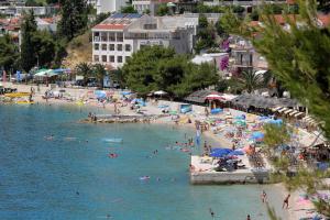 Apartments with a parking space Podgora, Makarska - 12816