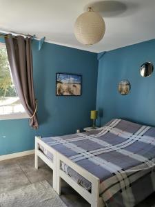 Ty Too, dans les bois, face mer