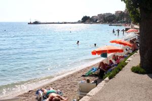 Apartments with parking space Gradac, Makarska - 13196