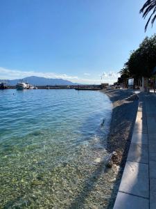 Apartments with a parking space Gradac, Makarska - 6825