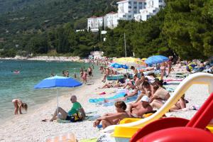 Apartments with a parking space Gradac, Makarska - 15628 