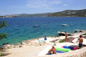 Apartments by the sea Razanj, Rogoznica - 4253 