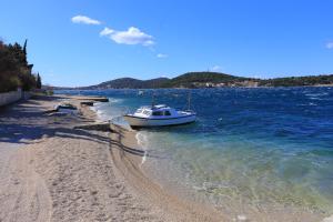 Apartments by the sea Zatoglav, Rogoznica - 17321