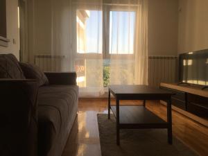 Cool Apartments with FREE PARKING