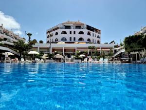 EL CORAZON de Las Americas