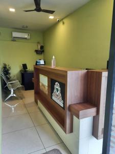 Emerald Royal Residency