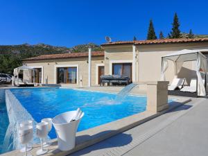 Villa in Starigrad with heated pool