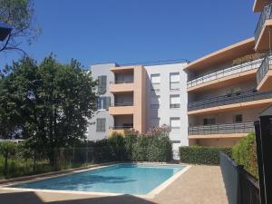 Appartements Terra Cais, spacious 60m2, 2 bedroom appartment with pool : photos des chambres