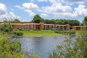 Quality Inn & Suites Mt Dora North - Eustis