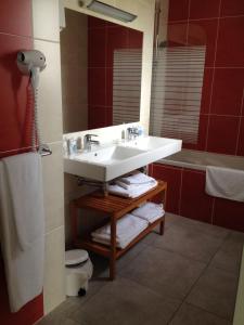 Hotels Kyriad Perpignan Sud : photos des chambres